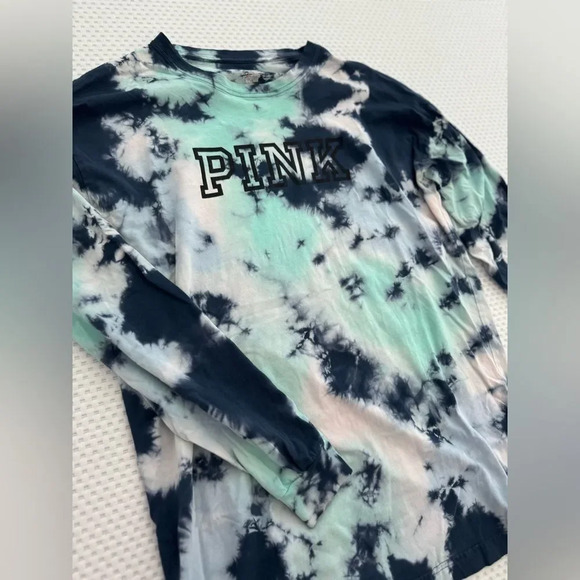 PINK Victoria's Secret Tops - EUC PINK by Victoria secret long sleeve tie dye shirt